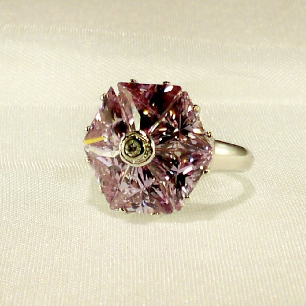 NEW Purple Trillions Cubic Zirconias Silver Vintage DESIGNER Ring